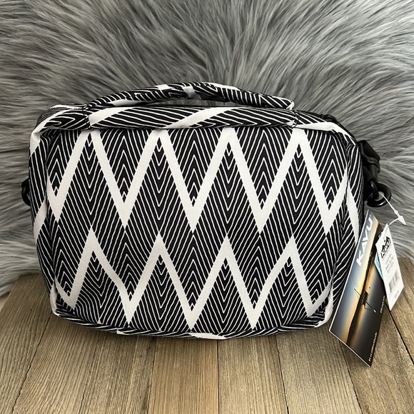 Kavu Lunch box - NEW - Picture 4 of 10